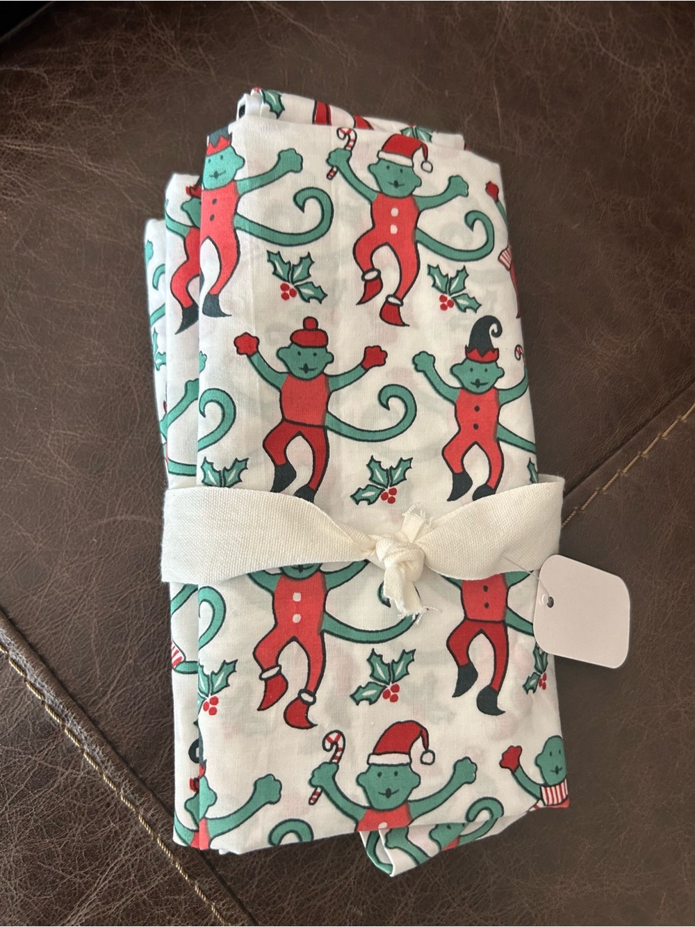 Pottery Barn Roller Rabbit Monkeymas Holiday Christmas Pillowcase 1 - Picture 2 of 3